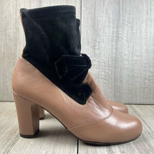 RARE Chie Mihara Black Beige Leather Heeled Boot Shoe Women’s Size 8 EUR 38